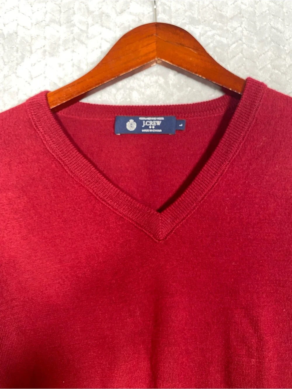 J CREW Mens Sz Large Burgundy Red 100% Merino Wool V Neck Pullover Sweater